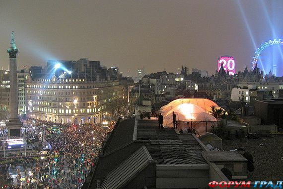Встретить новый год на площади