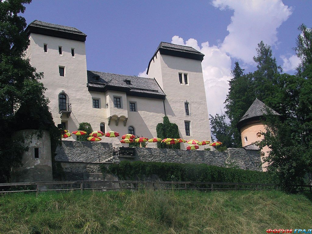 Замок Гольдегг