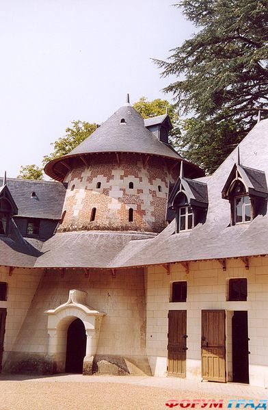 замки франции