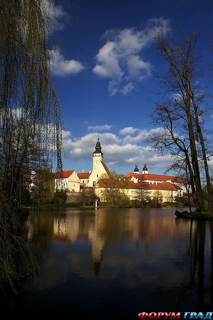 Замок Тельчский