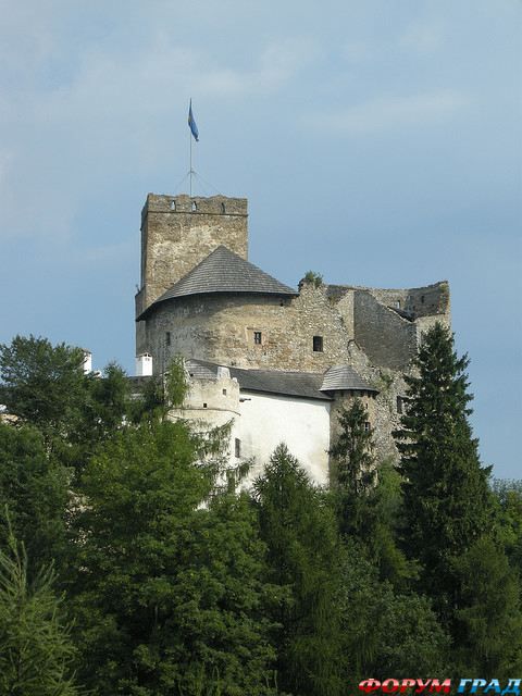 Замок Дунаец