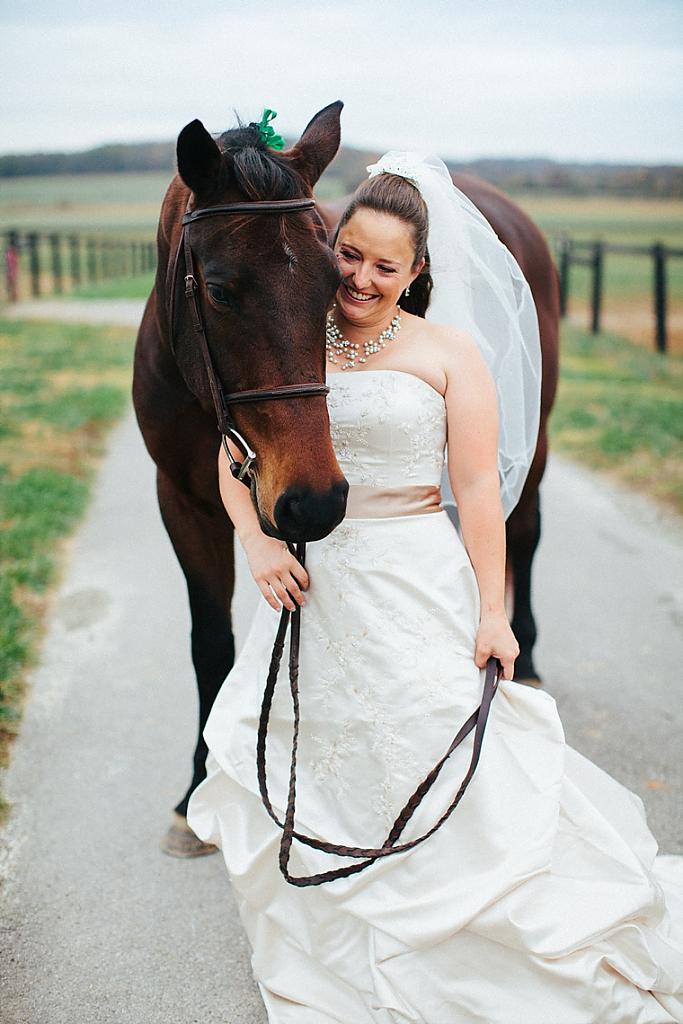 horse-themed-wedding