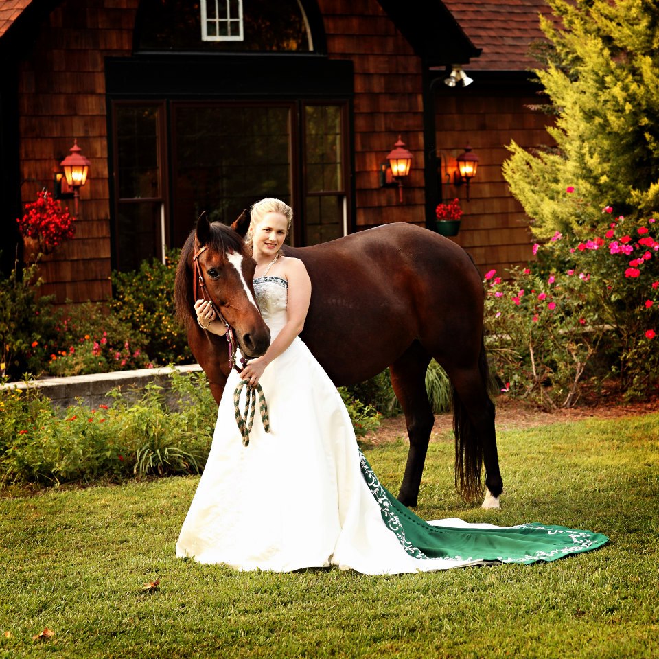 horse-themed-wedding