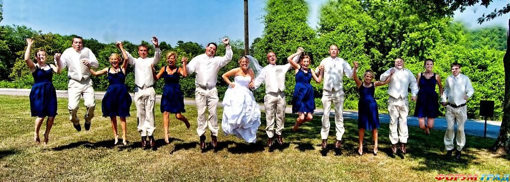 bride-groom-jump-03