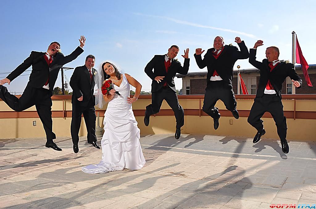 bride-groom-jump-11