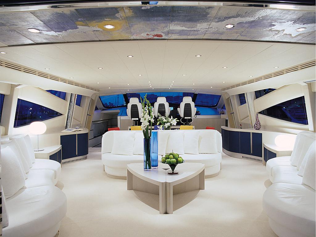 Моторная яхта Mistral 55