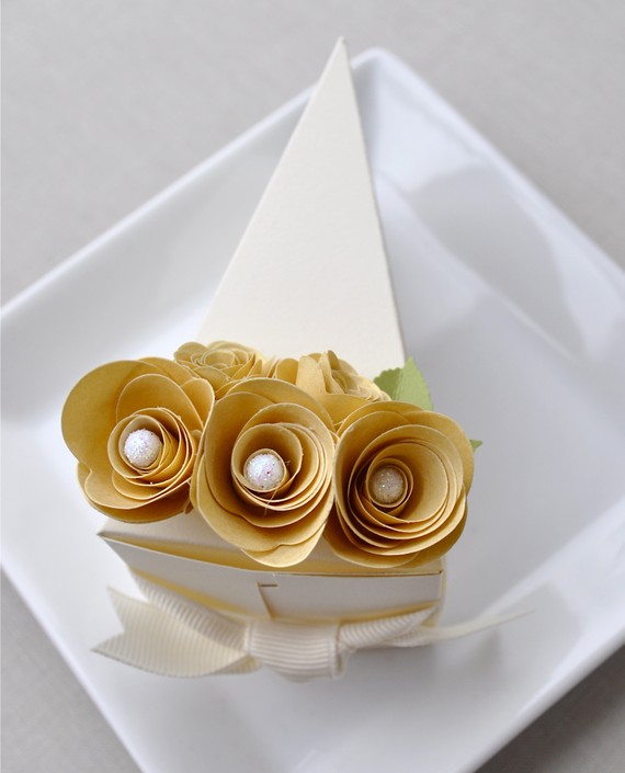 cake-slice-boxes-for-guest-favors