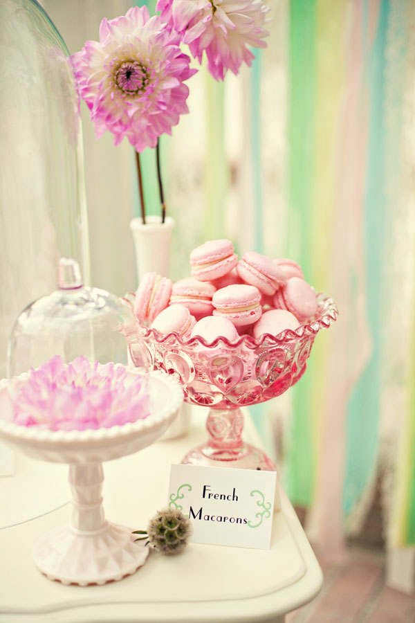 delicious-macarons-for-your-wedding-21