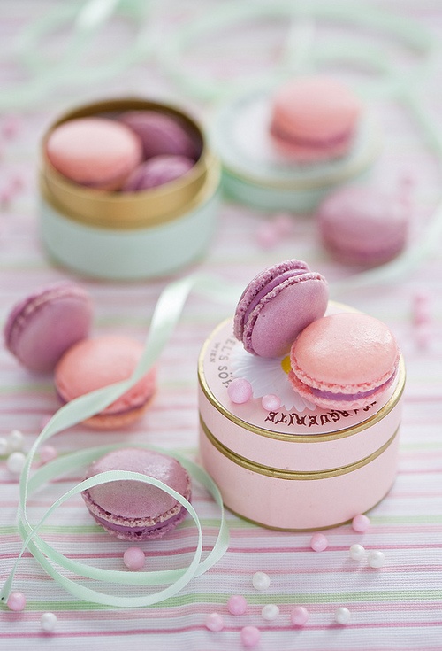 delicious-macarons-for-your-wedding-23