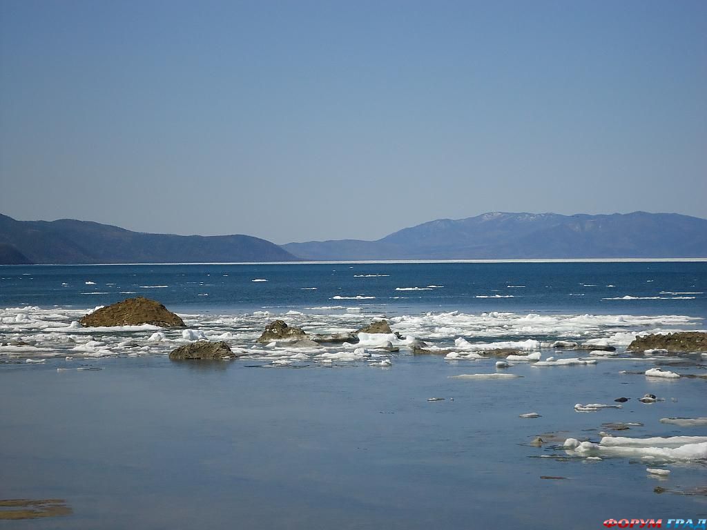 Фото озера Байкал май месяц