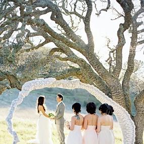 20-alternative-wedding-altars-3