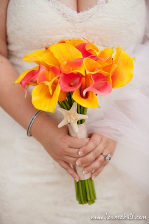 25-yellow-wedding-bouquets-14
