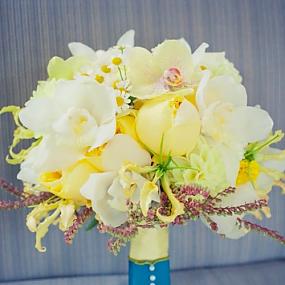 25-yellow-wedding-bouquets-3