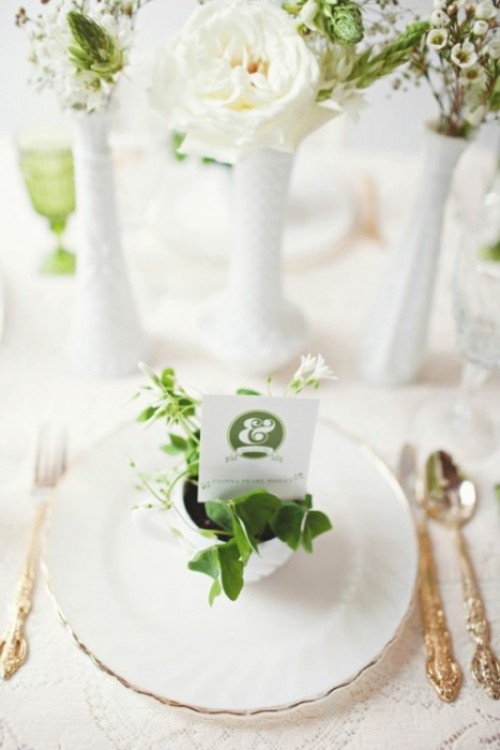 40-trendy-emerald-green-wedding-ideas-31