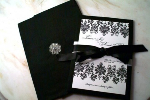 awesome-ideas-for-a-black-and-white-wedding