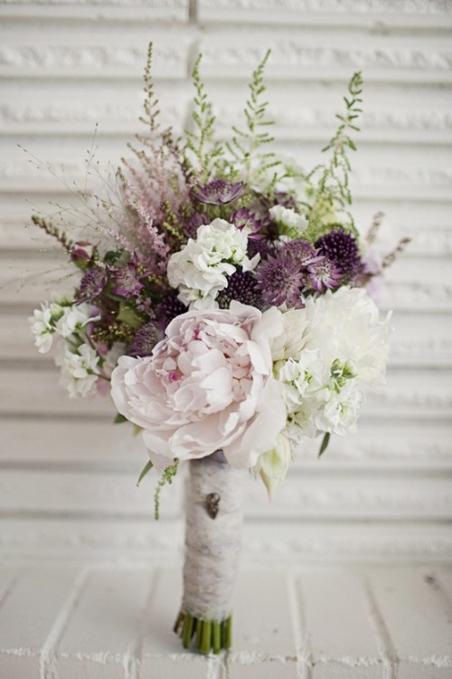 beautiful-winter-wedding-bouquets