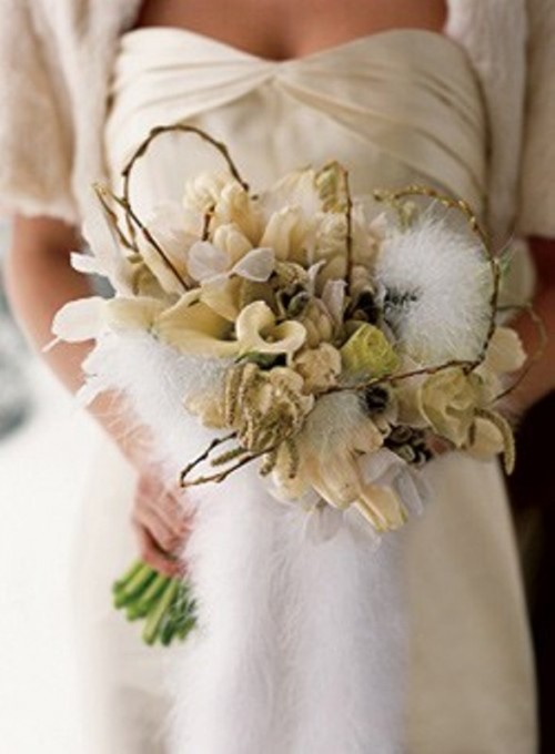 beautiful-winter-wedding-bouquets