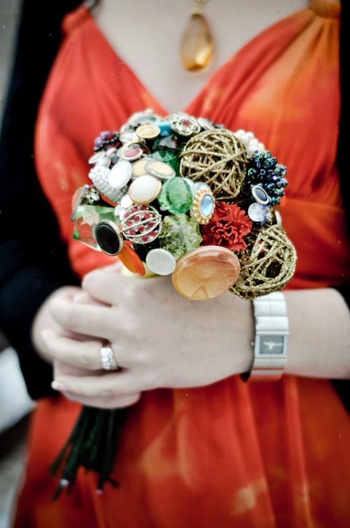 beautiful-winter-wedding-bouquets