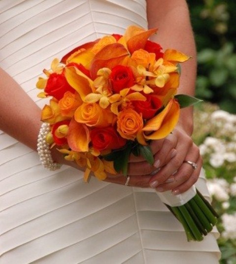bright-orange-bridal-bouquets