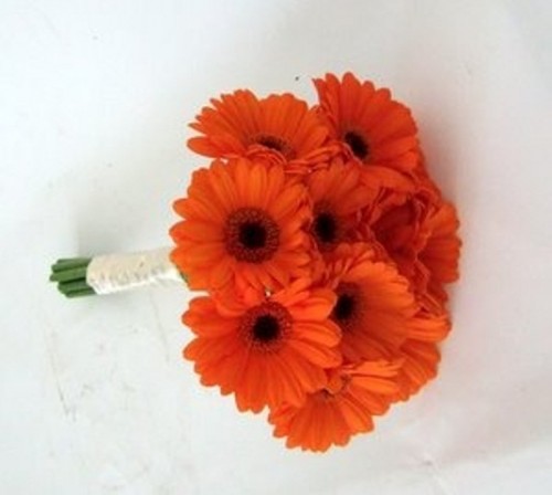 bright-orange-bridal-bouquets