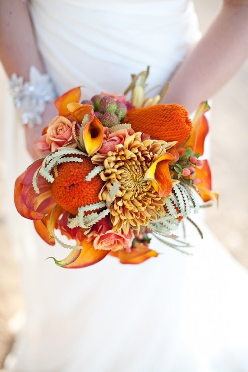 bright-orange-bridal-bouquets