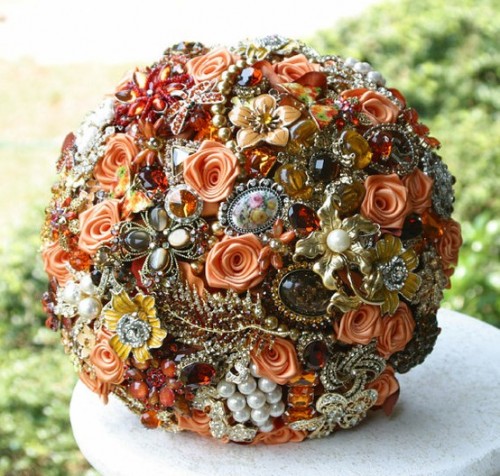 bright-orange-bridal-bouquets