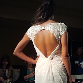 charming-keyhole-back-wedding-dresses34