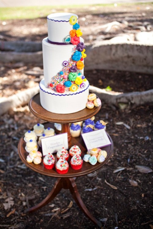 colorful-willy-wonka-inspired-wedding