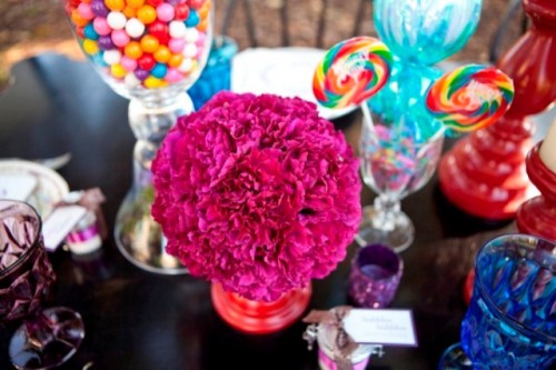 colorful-willy-wonka-inspired-wedding