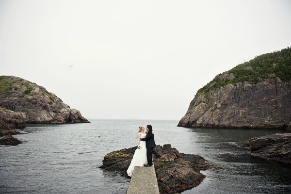 danielle-josephs-newfoundland-lighthouse-elopement