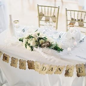 decorating-sweetheart-table23