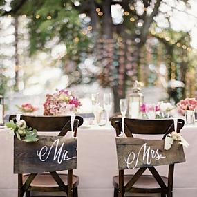 decorating-sweetheart-table7