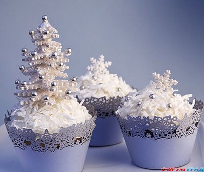 delicious-desserts-for-your-winter-wedding