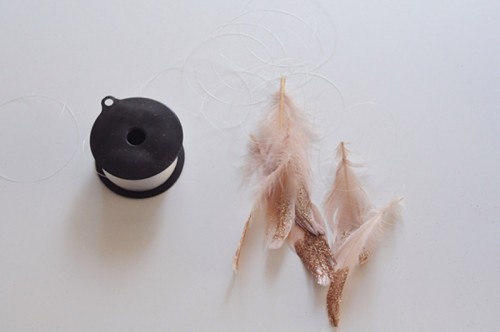 diy-fancy-glitter-feathers