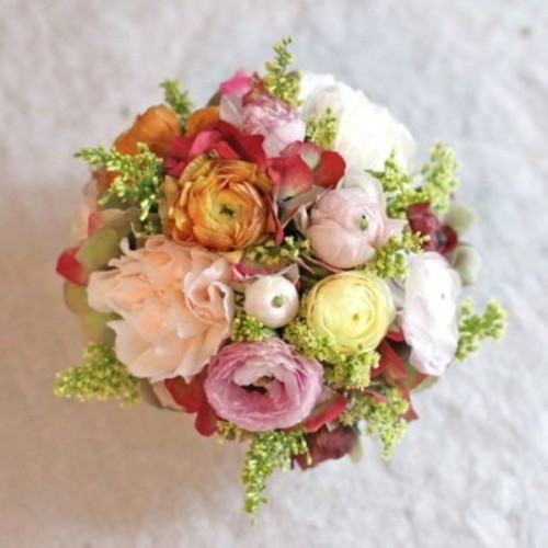 diy-mini-florals-for-your-wedding-table-settings