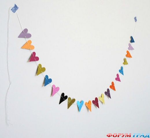 diy-paper-punch-garland