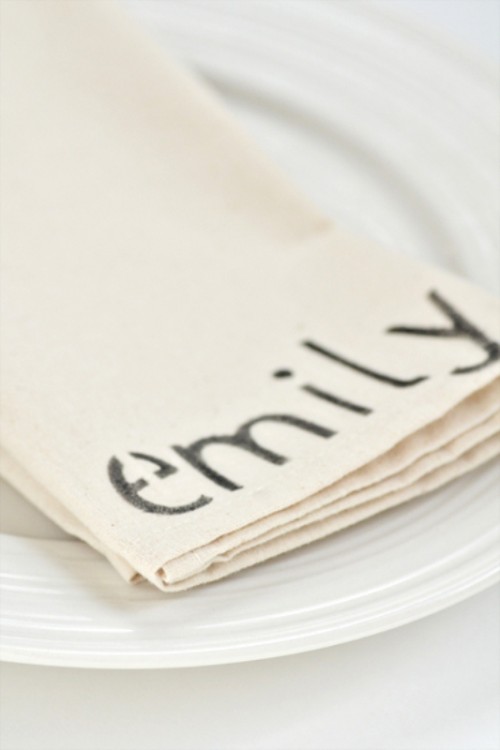 diy-personalized-napkins-to-show-your-guests-names