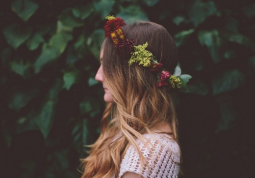 diy-pretty-floral-wedding-crown