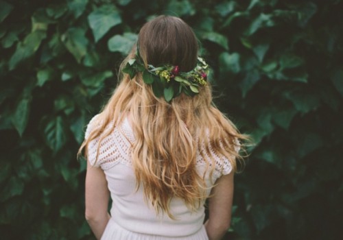 diy-pretty-floral-wedding-crown