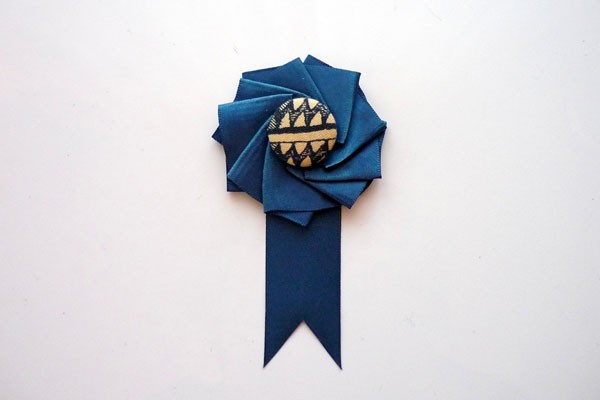 diy-ribbon-boutonniere