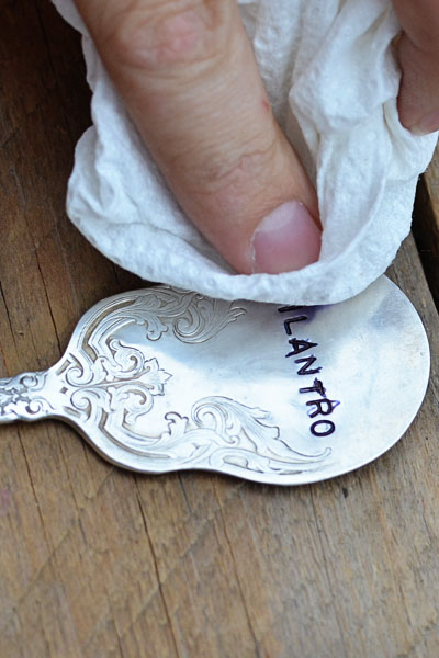 diy-stamped-spoon-plant-markers