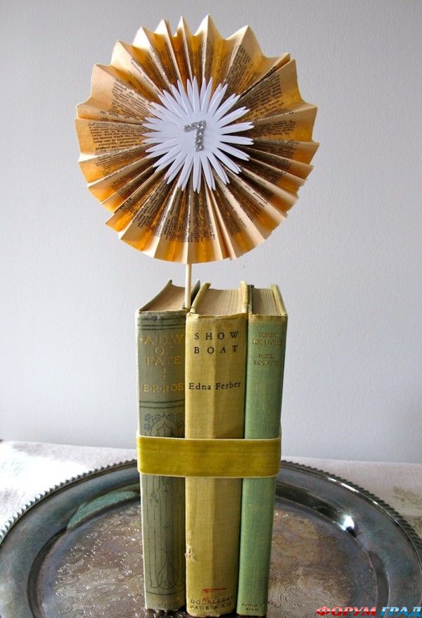 diy-vintage-books-table-numbers-1