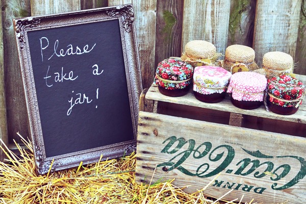 diy-wedding-chalkboard