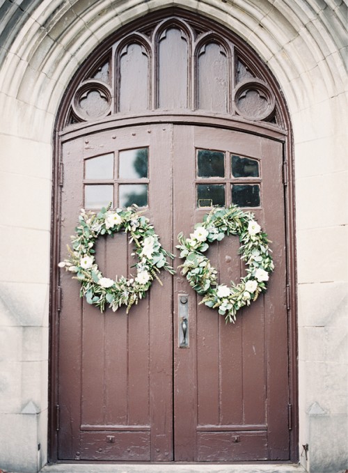 evergreen-diy-wedding-wreath