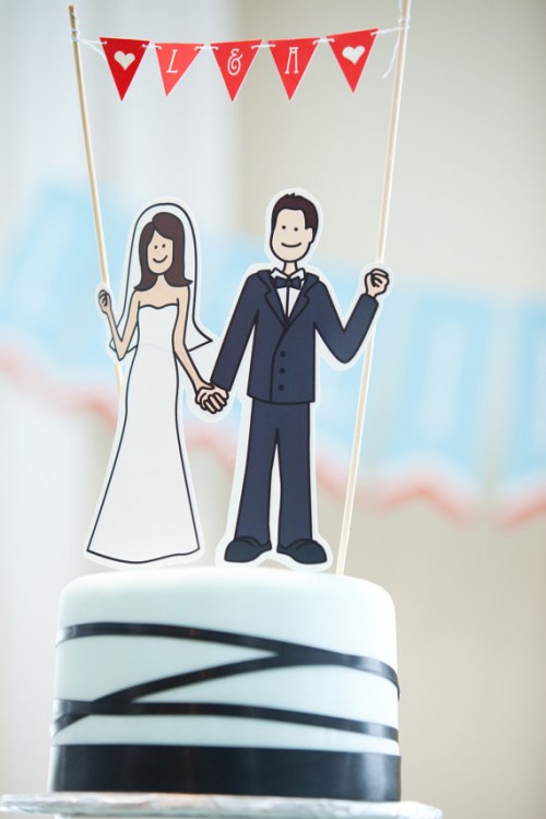 funny-illustrated-wedding-cake-topper-1