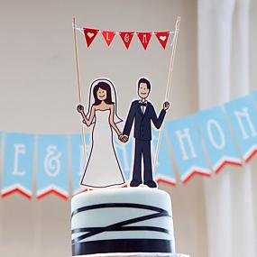funny-illustrated-wedding-cake-topper-4