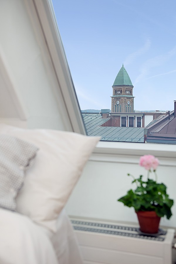 gorgeous-interior-in-a-swedish-attic