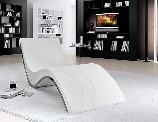 hollywood-stylish-interiors-chaise-lounge