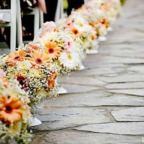 how-to-use-flowers-for-wedding-decor-ideas-11