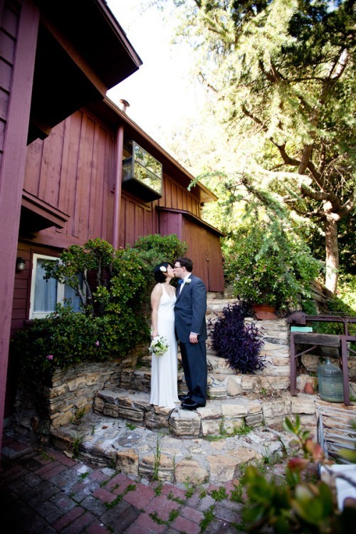 intimate-backyard-wedding